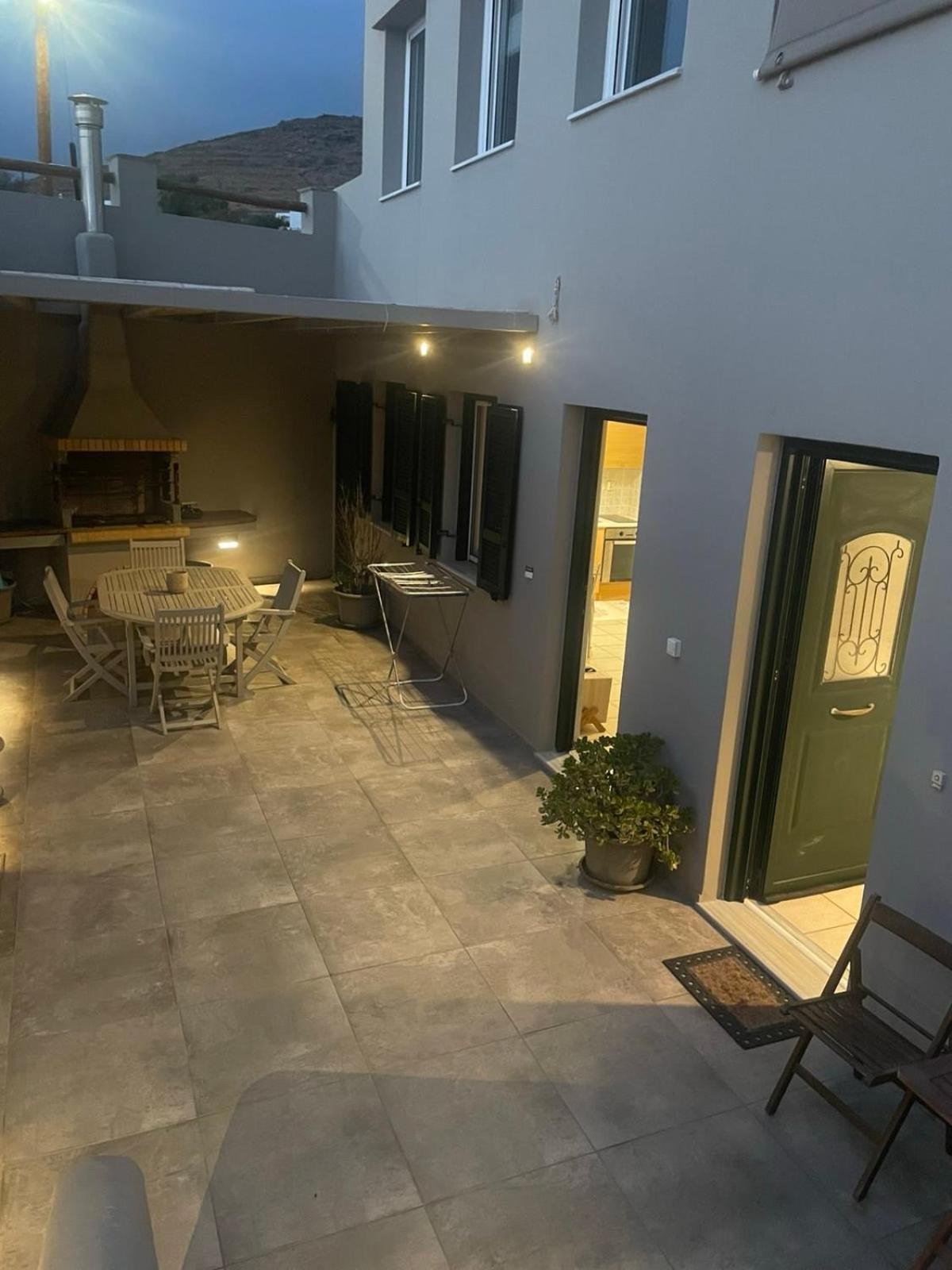 Spitalia Rooms Tinos Bagian luar foto